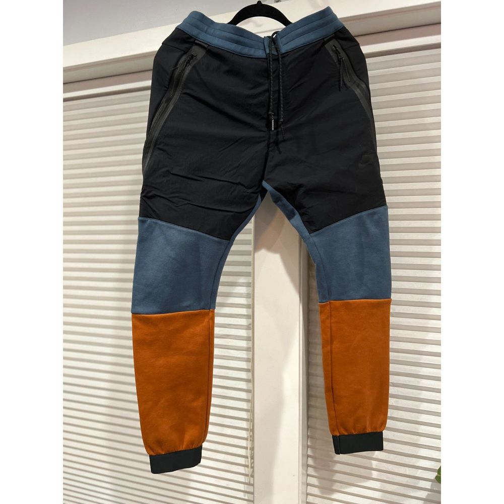 Nike | Tech Fleece Sportswear Winterized Jogger Sweatpants | Small